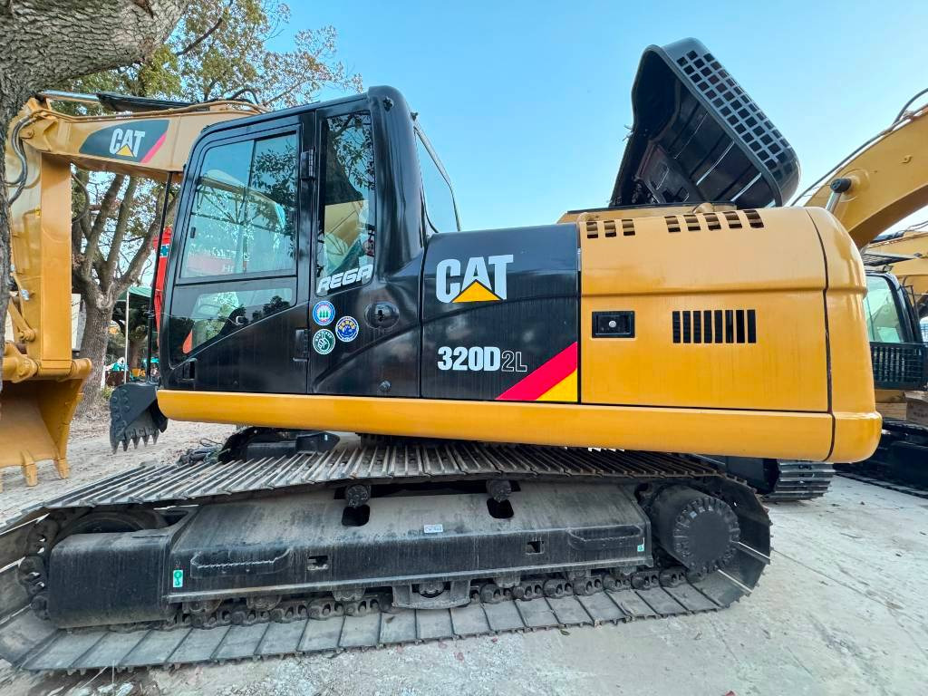 CAT 320 D-C7.1 enging - Bandgrävare: bild 2 CAT 320 D-C7.1 enging - Bandgrävare: bild 2