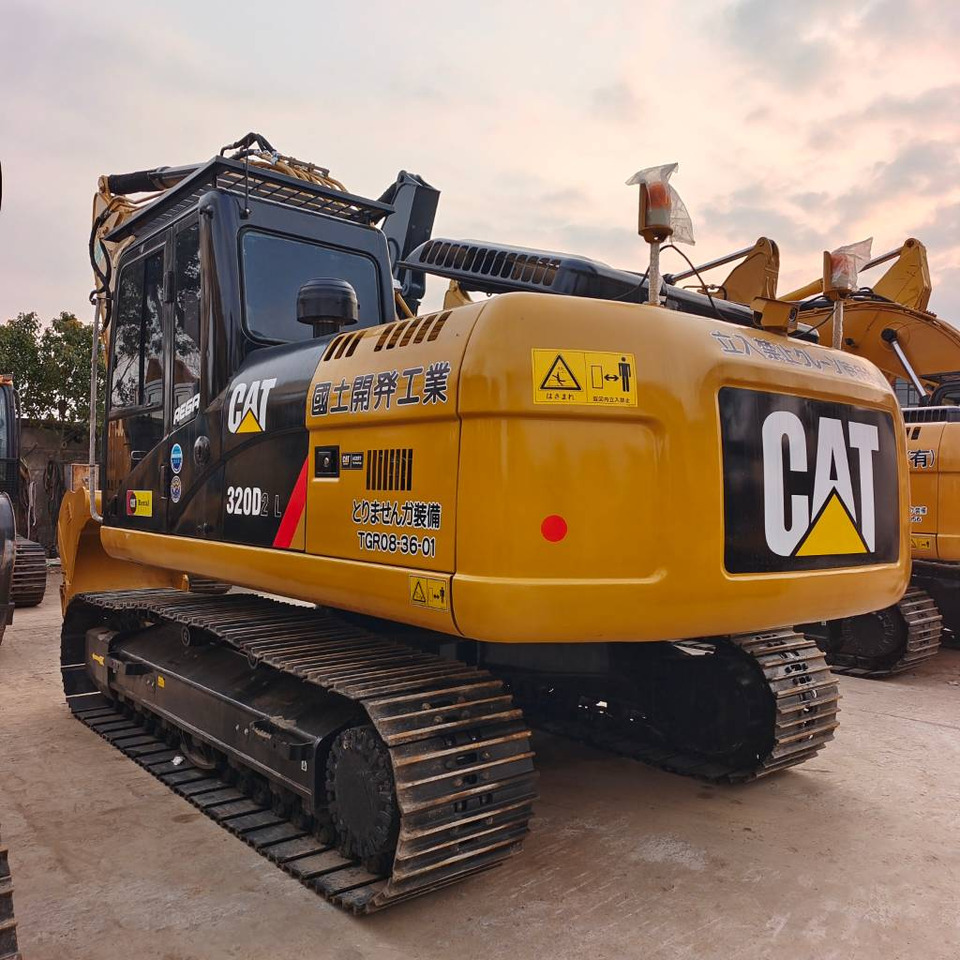 CAT 320 D - Bandgrävare: bild 1 CAT 320 D - Bandgrävare: bild 1