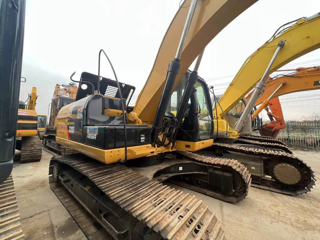 CAT 325 B L - Bandgrävare: bild 3 CAT 325 B L - Bandgrävare: bild 3