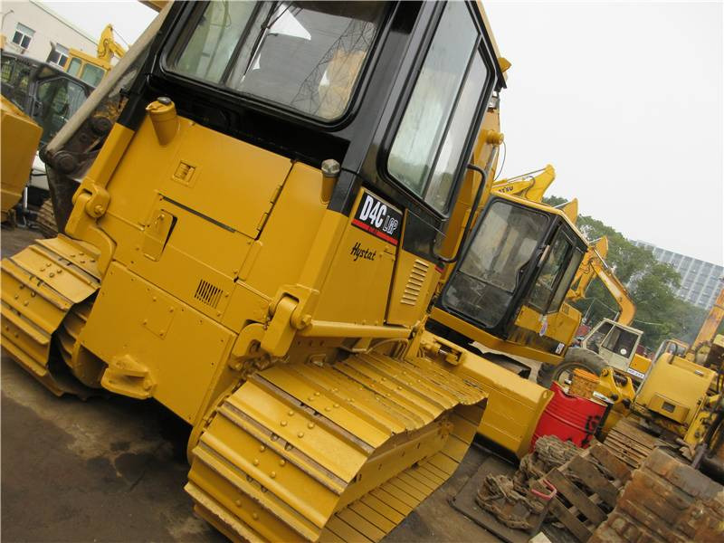 CAT D 4 C - Bulldozer: bild 5 CAT D 4 C - Bulldozer: bild 5