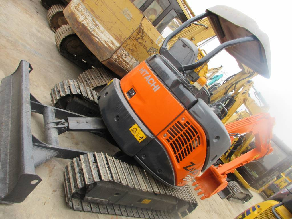 Hitachi ZX 30 U - Minigrävmaskin: bild 4 Hitachi ZX 30 U - Minigrävmaskin: bild 4