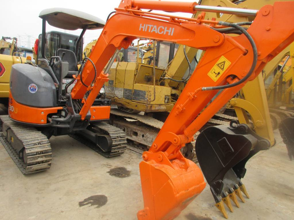 Hitachi ZX 30 U - Minigrävmaskin: bild 2 Hitachi ZX 30 U - Minigrävmaskin: bild 2