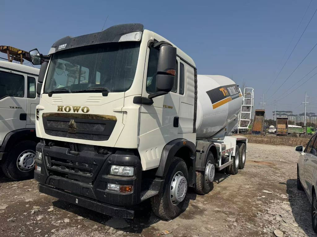 Howo 100% New and used - Tankbil: bild 1 Howo 100% New and used - Tankbil: bild 1