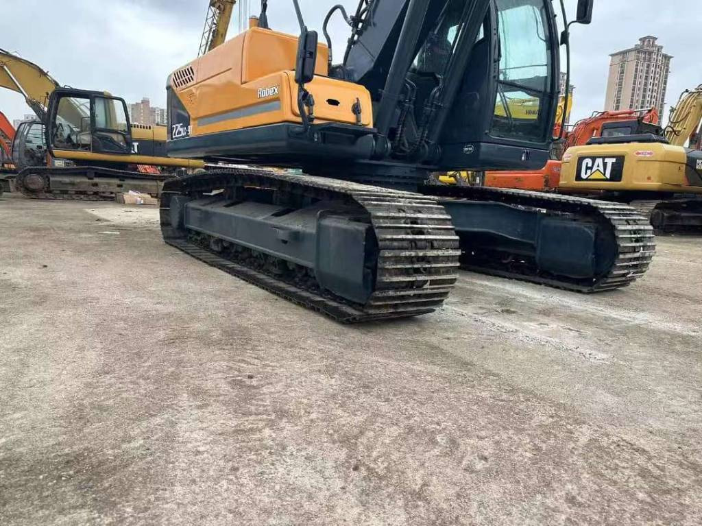 Hyundai 225LC-9T - Bandgrävare: bild 5 Hyundai 225LC-9T - Bandgrävare: bild 5