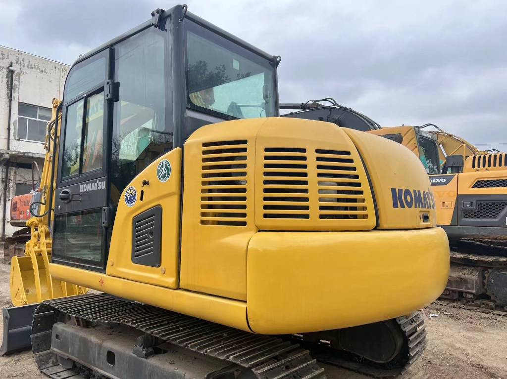 Komatsu PC 70-8 - Bandgrävare: bild 4 Komatsu PC 70-8 - Bandgrävare: bild 4