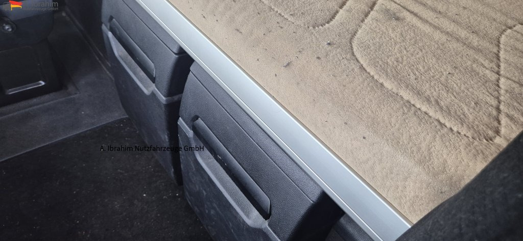Mercedes-Benz 1845 Retarder Klima, Kühlschrank deutsches Fahrzeug - Dragbil: bild 4 Mercedes-Benz 1845 Retarder Klima, Kühlschrank deutsches Fahrzeug - Dragbil: bild 4