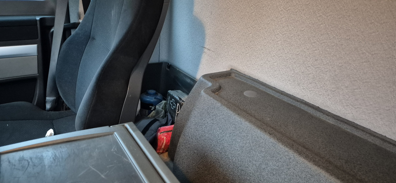 MAN 28.440 TGS 26.440 mit PK 18002 Kran - Kranbil, Flakbil: bild 5 MAN 28.440 TGS 26.440 mit PK 18002 Kran - Kranbil, Flakbil: bild 5