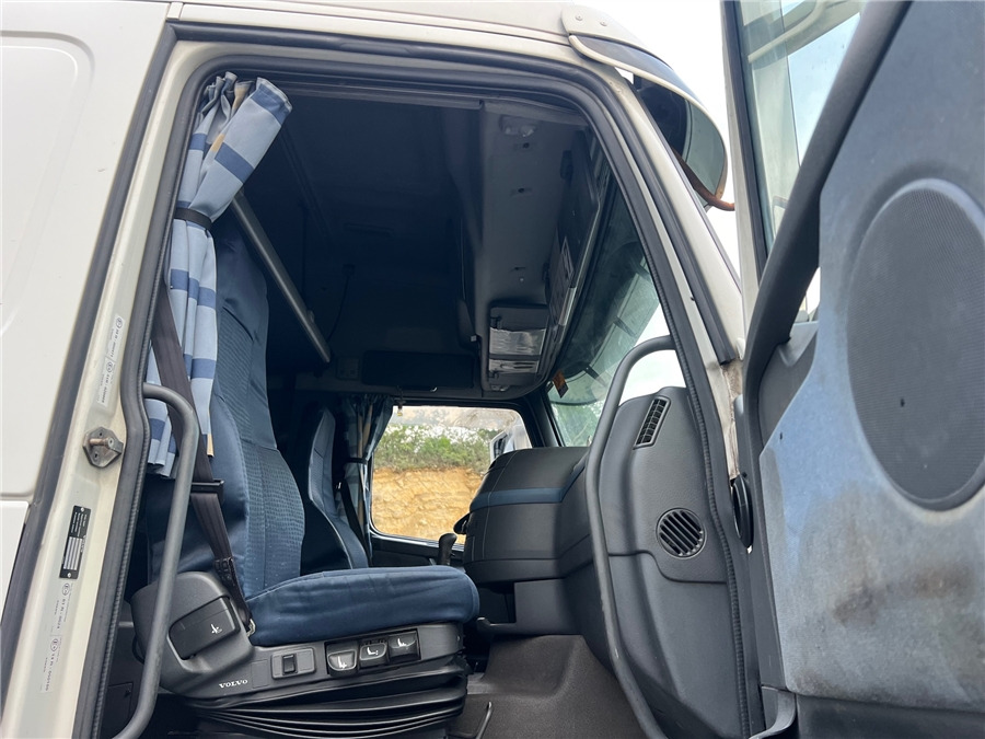 Dragbil Volvo FH 480: bild 13