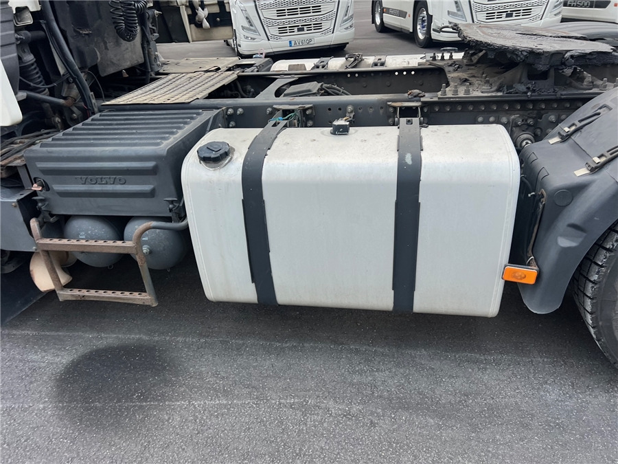 Dragbil Volvo FH 480: bild 8