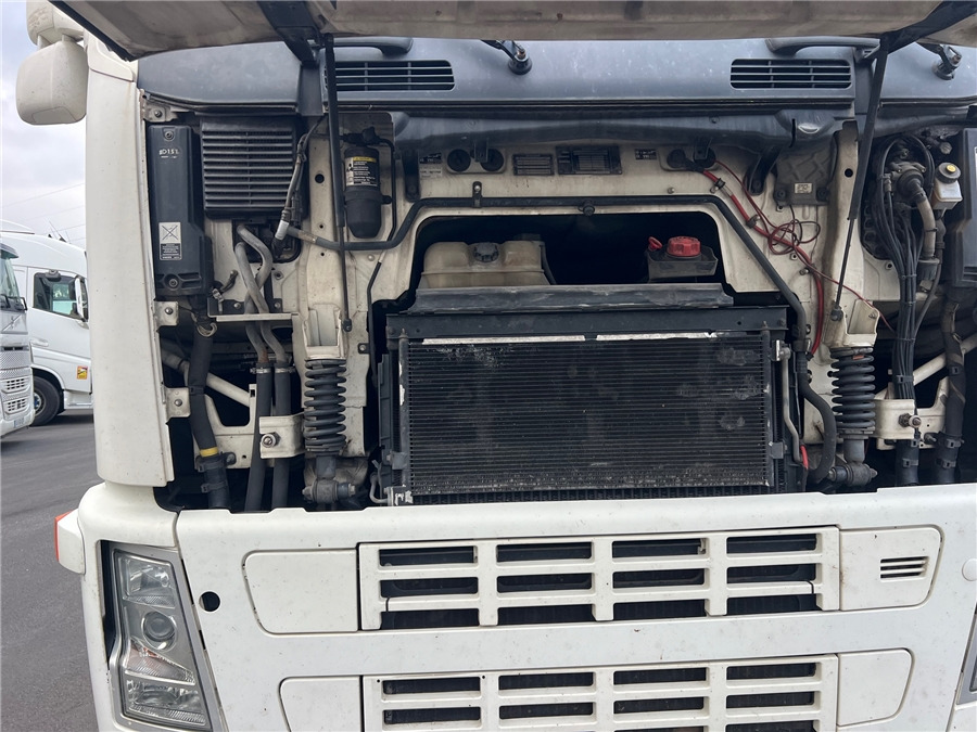 Dragbil Volvo FH 480: bild 10