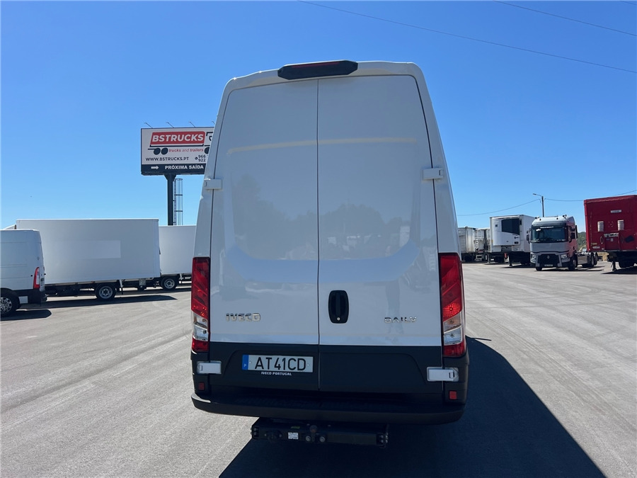 Iveco 35C16HA8V - Skåpbil: bild 5 Iveco 35C16HA8V - Skåpbil: bild 5
