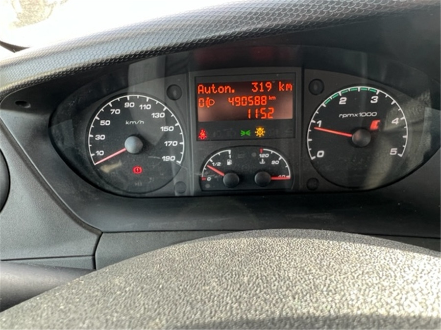 Leasa Iveco 35C17 Iveco 35C17: bild 9