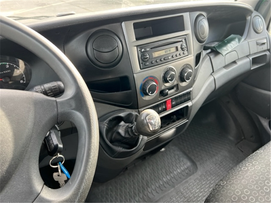 Leasa Iveco 35C17 Iveco 35C17: bild 8