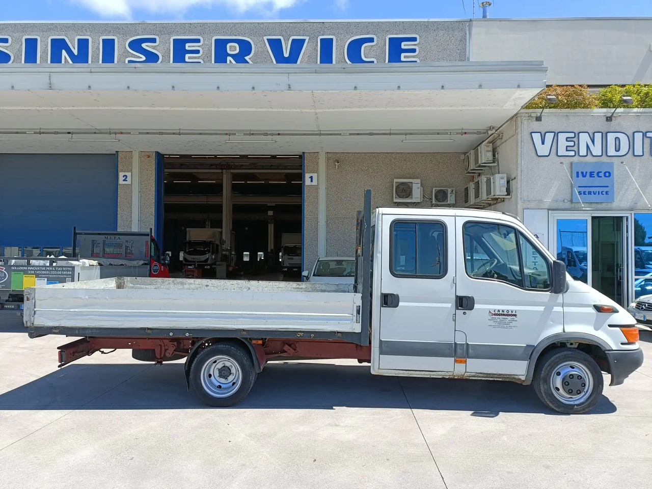 IVECO DAILY 35C11 - Transportbil med flak: bild 4 IVECO DAILY 35C11 - Transportbil med flak: bild 4