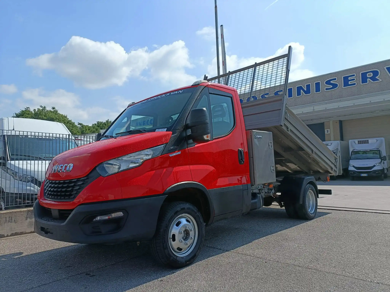 IVECO DAILY 35C12 RIBALTABILE - Transportbil med tippflak: bild 3 IVECO DAILY 35C12 RIBALTABILE - Transportbil med tippflak: bild 3