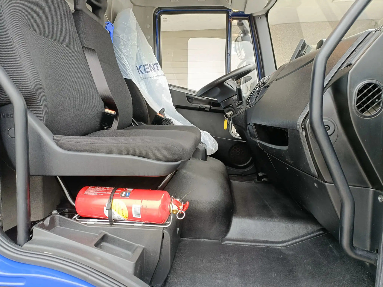 IVECO EUROCARGO 120E22P - Chassi lastbil: bild 2 IVECO EUROCARGO 120E22P - Chassi lastbil: bild 2