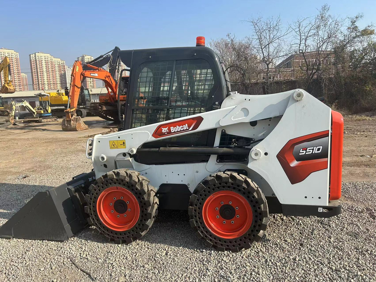 Bobcat S510 - Kompaktlastare/ Slirstyrda lastare: bild 4 Bobcat S510 - Kompaktlastare/ Slirstyrda lastare: bild 4