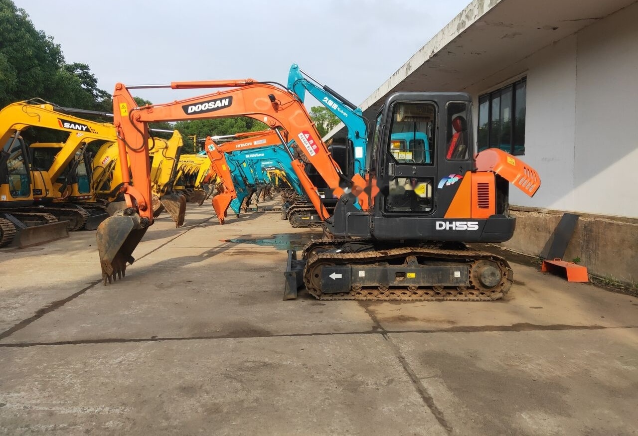 Doosan DH55 - Minigrävmaskin: bild 3 Doosan DH55 - Minigrävmaskin: bild 3