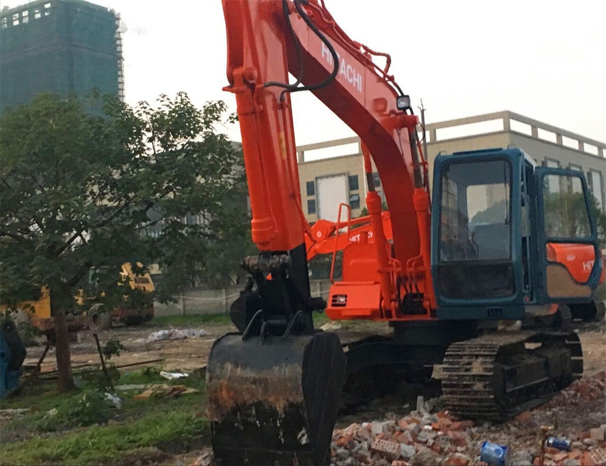 Hitachi EX120-3 - Bandgrävare: bild 5 Hitachi EX120-3 - Bandgrävare: bild 5