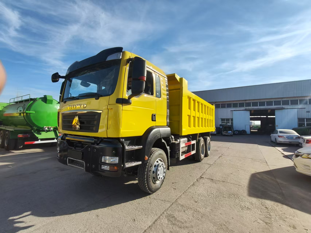 Howo HOWO TX 6X4 Dump Truck - Tippbil lastbil: bild 1 Howo HOWO TX 6X4 Dump Truck - Tippbil lastbil: bild 1