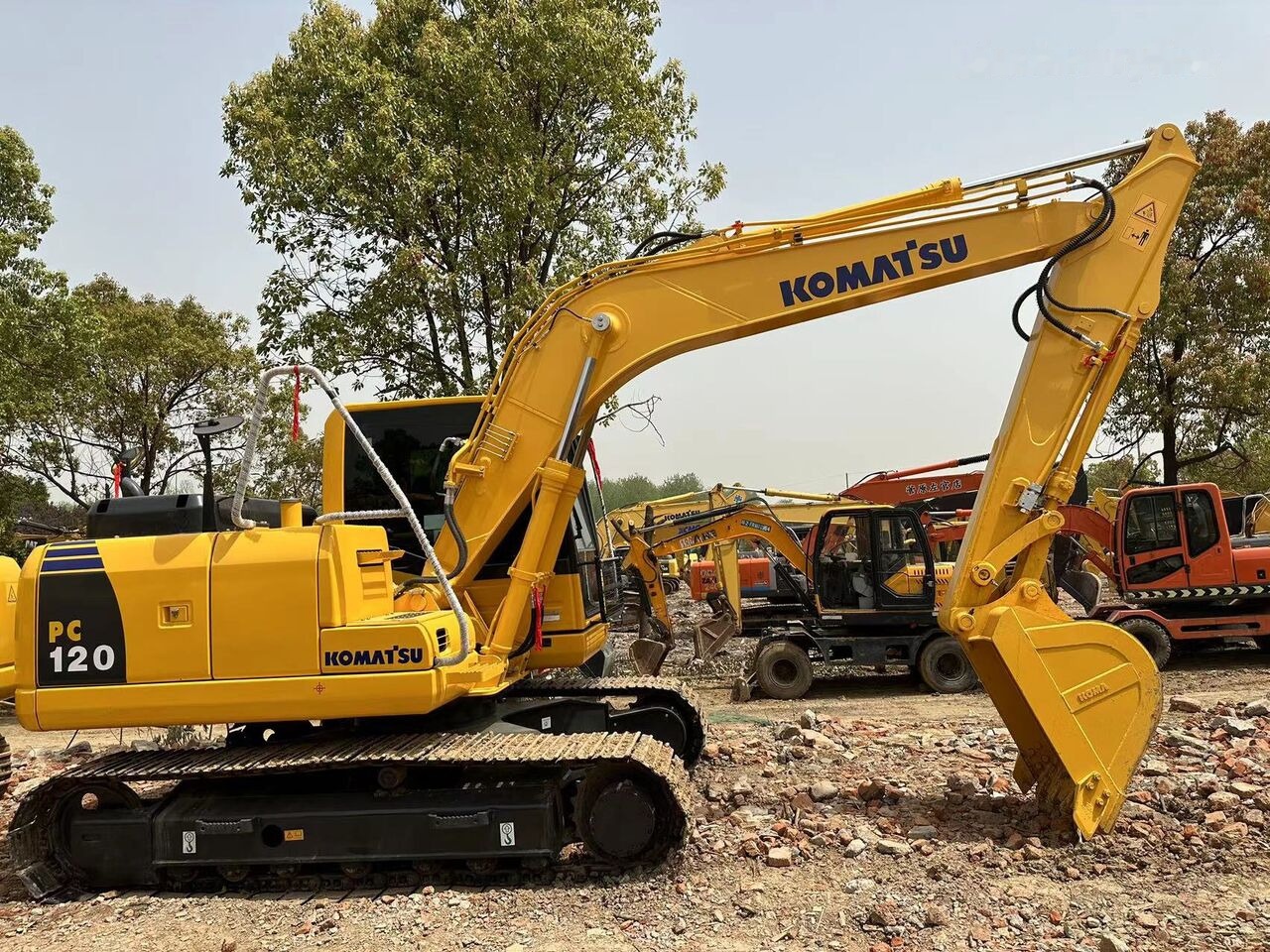 Komatsu PC120-8 - Bandgrävare: bild 4 Komatsu PC120-8 - Bandgrävare: bild 4