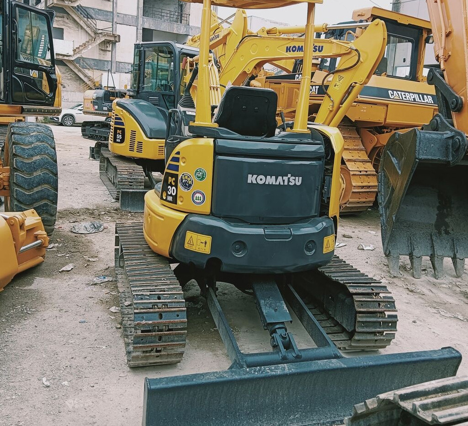 Komatsu PC30MR - Minigrävmaskin: bild 1 Komatsu PC30MR - Minigrävmaskin: bild 1
