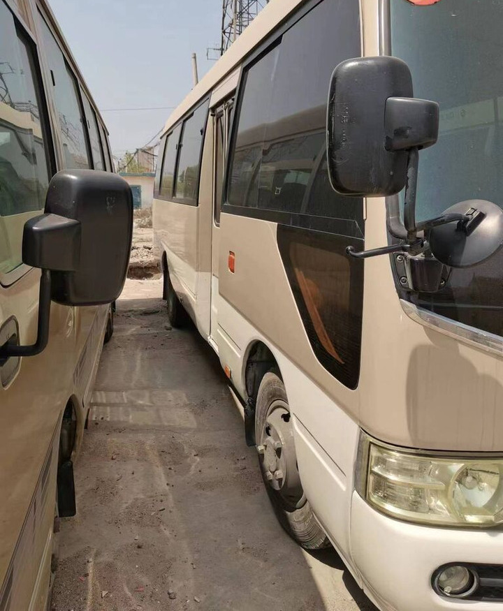 Toyota Coaster - Stadsbuss: bild 4 Toyota Coaster - Stadsbuss: bild 4