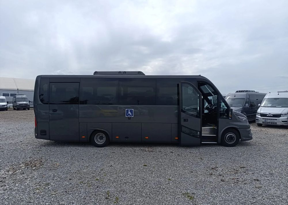 Iveco Mercus Daily 70C21 - Minibuss, Persontransport: bild 4 Iveco Mercus Daily 70C21 - Minibuss, Persontransport: bild 4