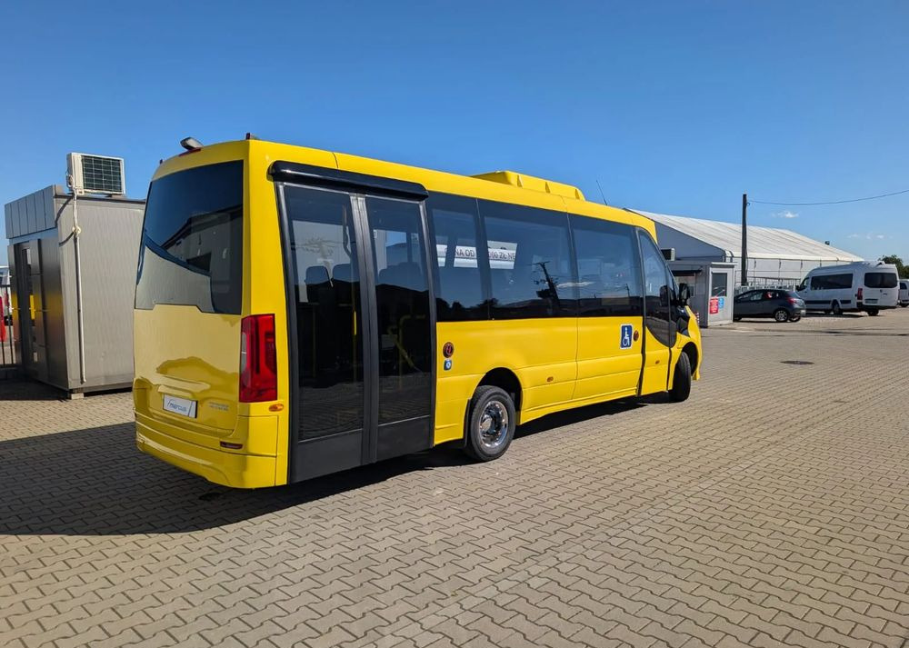 Mercedes-Benz Sprinter 517 City - Stadsbuss: bild 4 Mercedes-Benz Sprinter 517 City - Stadsbuss: bild 4
