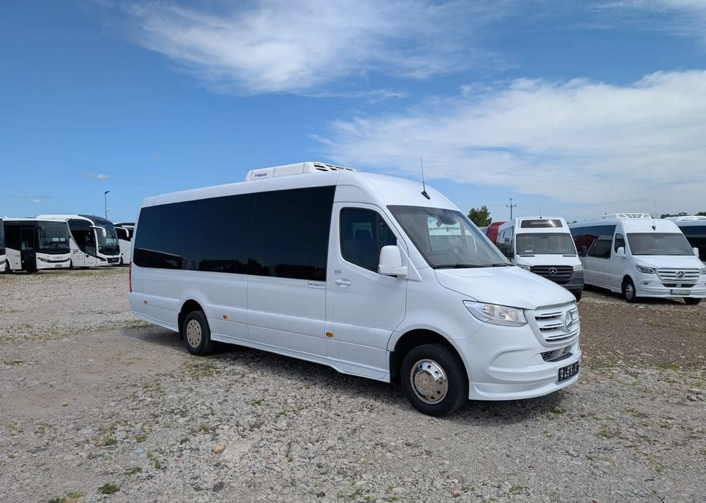 Mercedes-Benz Sprinter 517 - Minibuss, Persontransport: bild 2 Mercedes-Benz Sprinter 517 - Minibuss, Persontransport: bild 2