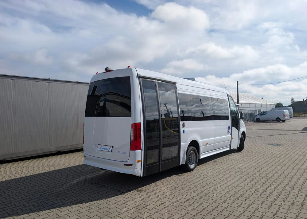 Mercedes-Benz Sprinter 517 - Stadsbuss: bild 4 Mercedes-Benz Sprinter 517 - Stadsbuss: bild 4
