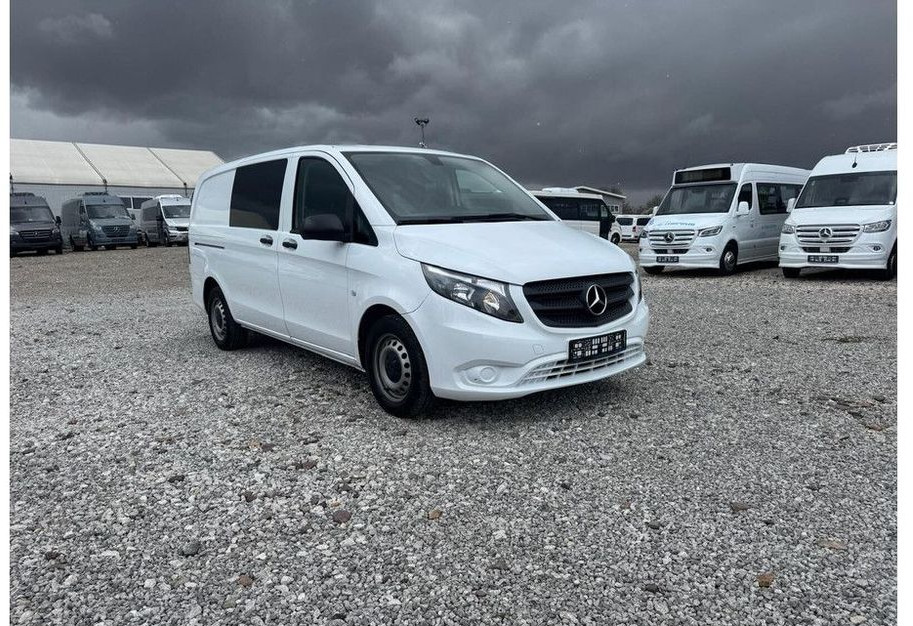Mercedes-Benz Vito - Dubbelhytt transportbil: bild 1 Mercedes-Benz Vito - Dubbelhytt transportbil: bild 1