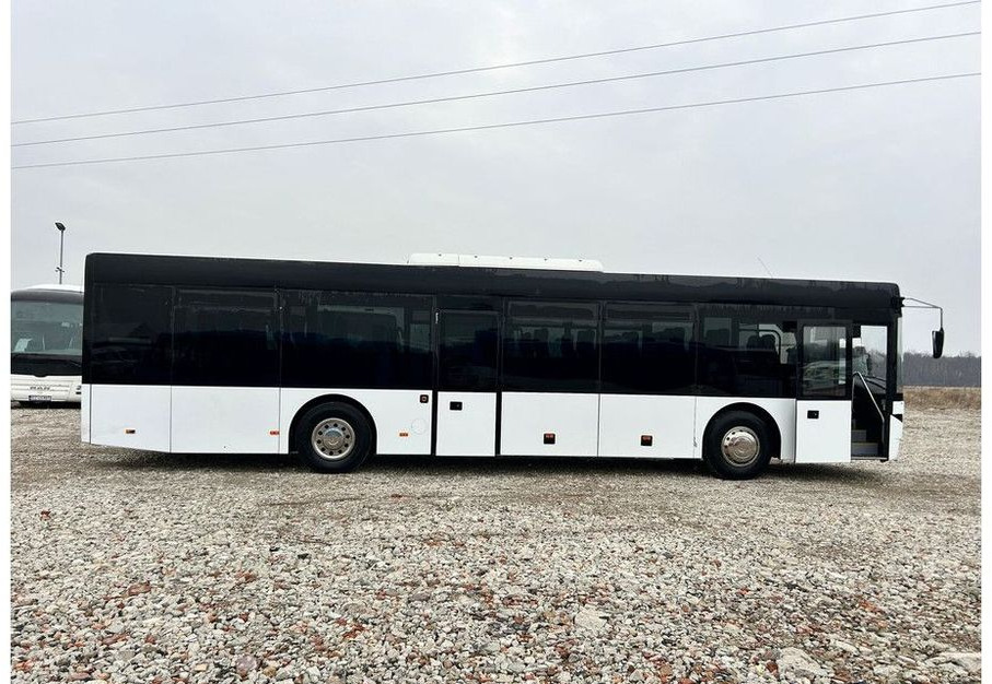Solaris InterUrbino - Förortsbuss: bild 4 Solaris InterUrbino - Förortsbuss: bild 4