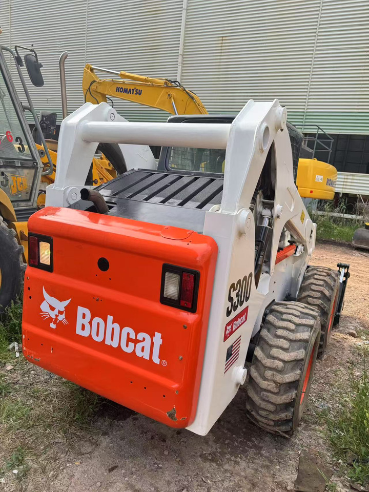 BOBCAT S300 - Grävlastare: bild 4 BOBCAT S300 - Grävlastare: bild 4