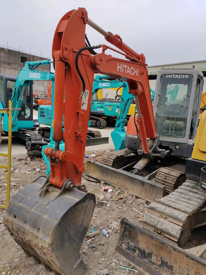 HITACHI ZX40U - Minigrävmaskin: bild 2 HITACHI ZX40U - Minigrävmaskin: bild 2