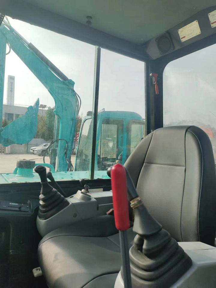 KOBELCO SK60-8 - Minigrävmaskin: bild 4 KOBELCO SK60-8 - Minigrävmaskin: bild 4