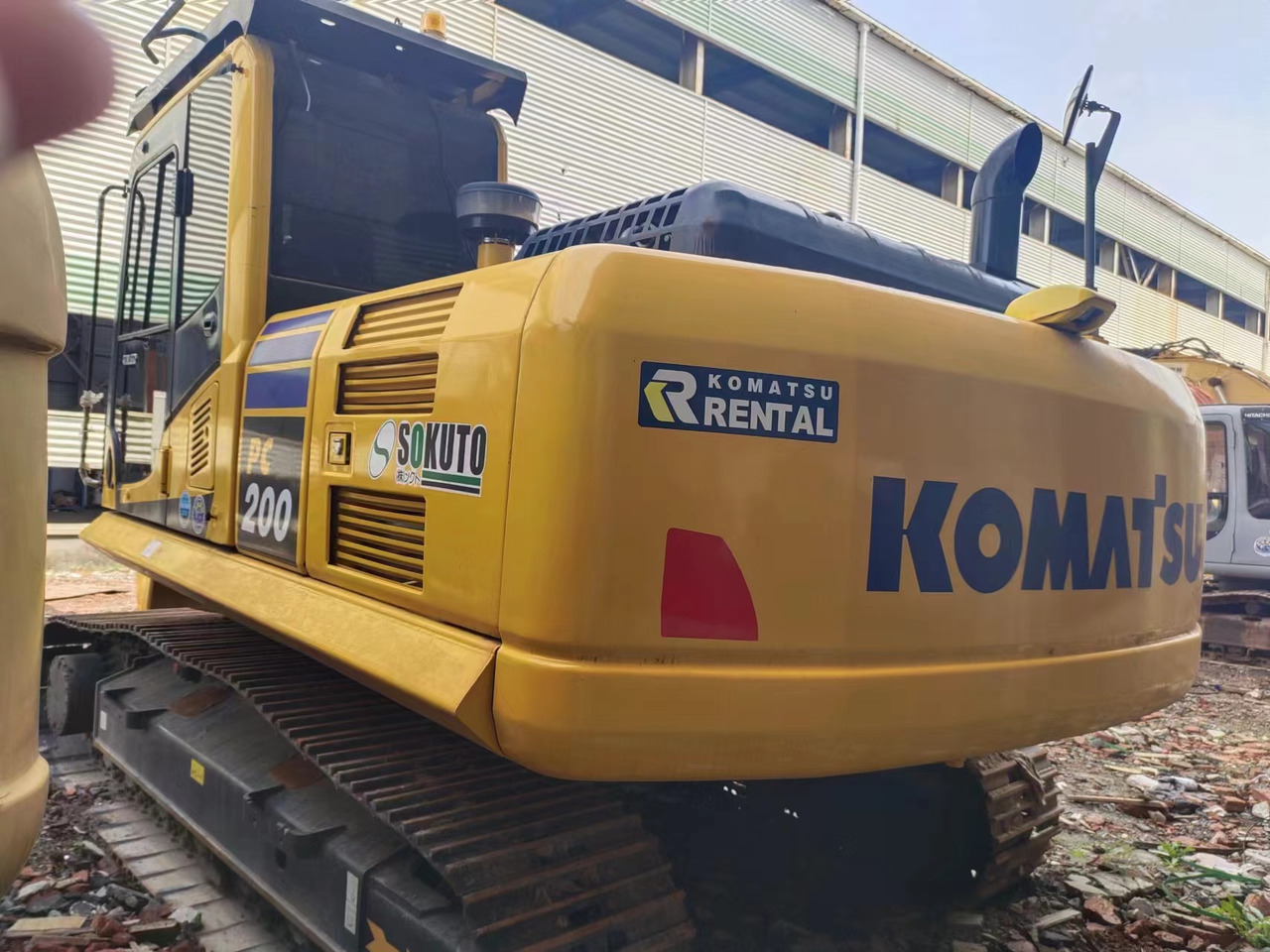 KOMATSU PC200-8N1 - Bandgrävare: bild 3 KOMATSU PC200-8N1 - Bandgrävare: bild 3