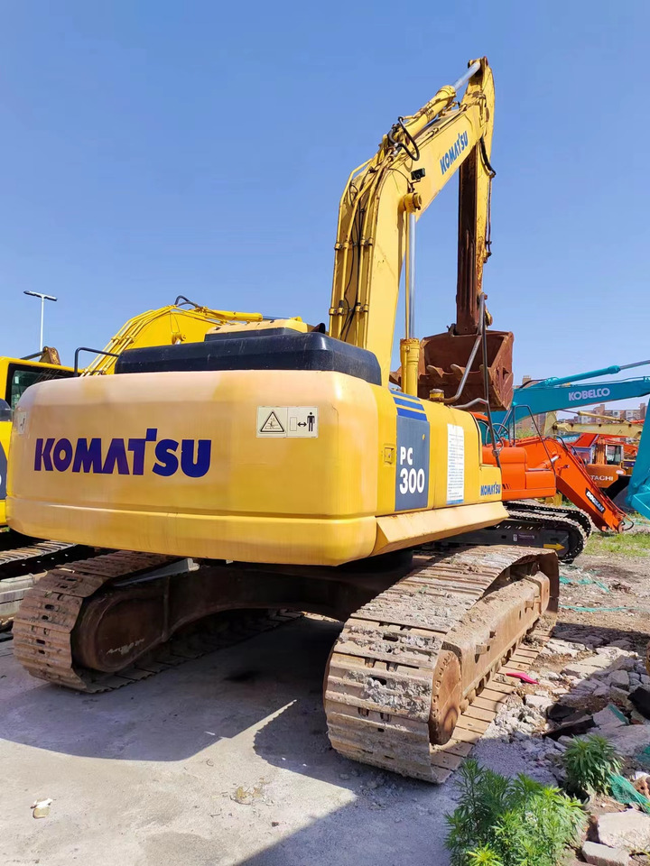 KOMATSU PC300-7 - Bandgrävare: bild 1 KOMATSU PC300-7 - Bandgrävare: bild 1