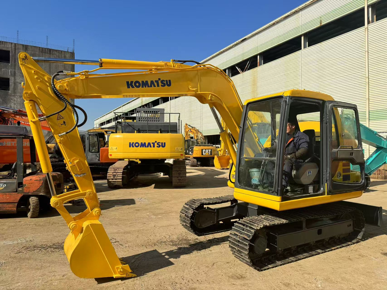 KOMATSU PC60-7 - Bandgrävare: bild 1 KOMATSU PC60-7 - Bandgrävare: bild 1