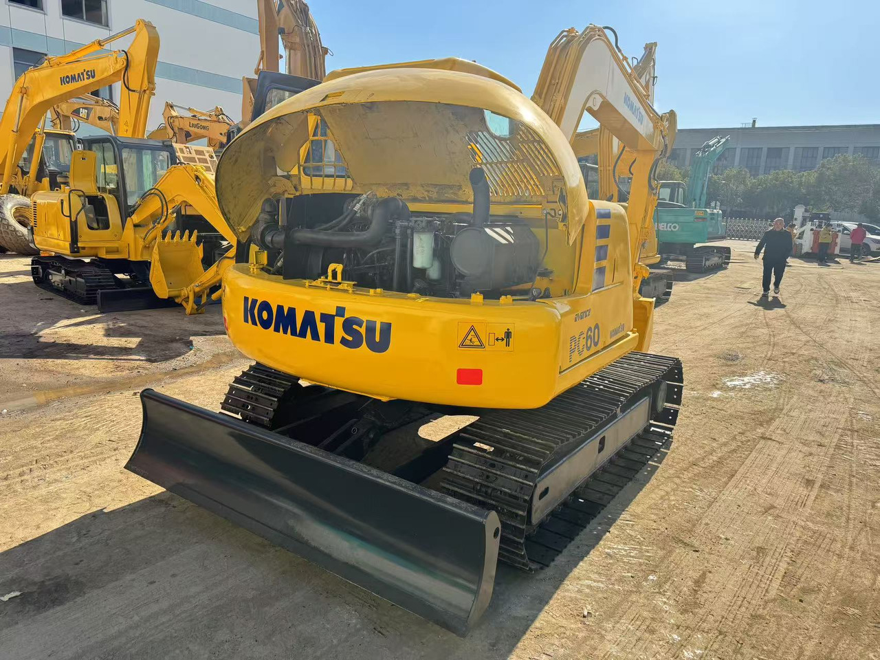 KOMATSU PC60-7 - Bandgrävare: bild 3 KOMATSU PC60-7 - Bandgrävare: bild 3