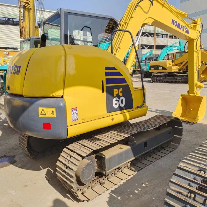 KOMATSU PC60-8 - Minigrävmaskin: bild 4 KOMATSU PC60-8 - Minigrävmaskin: bild 4