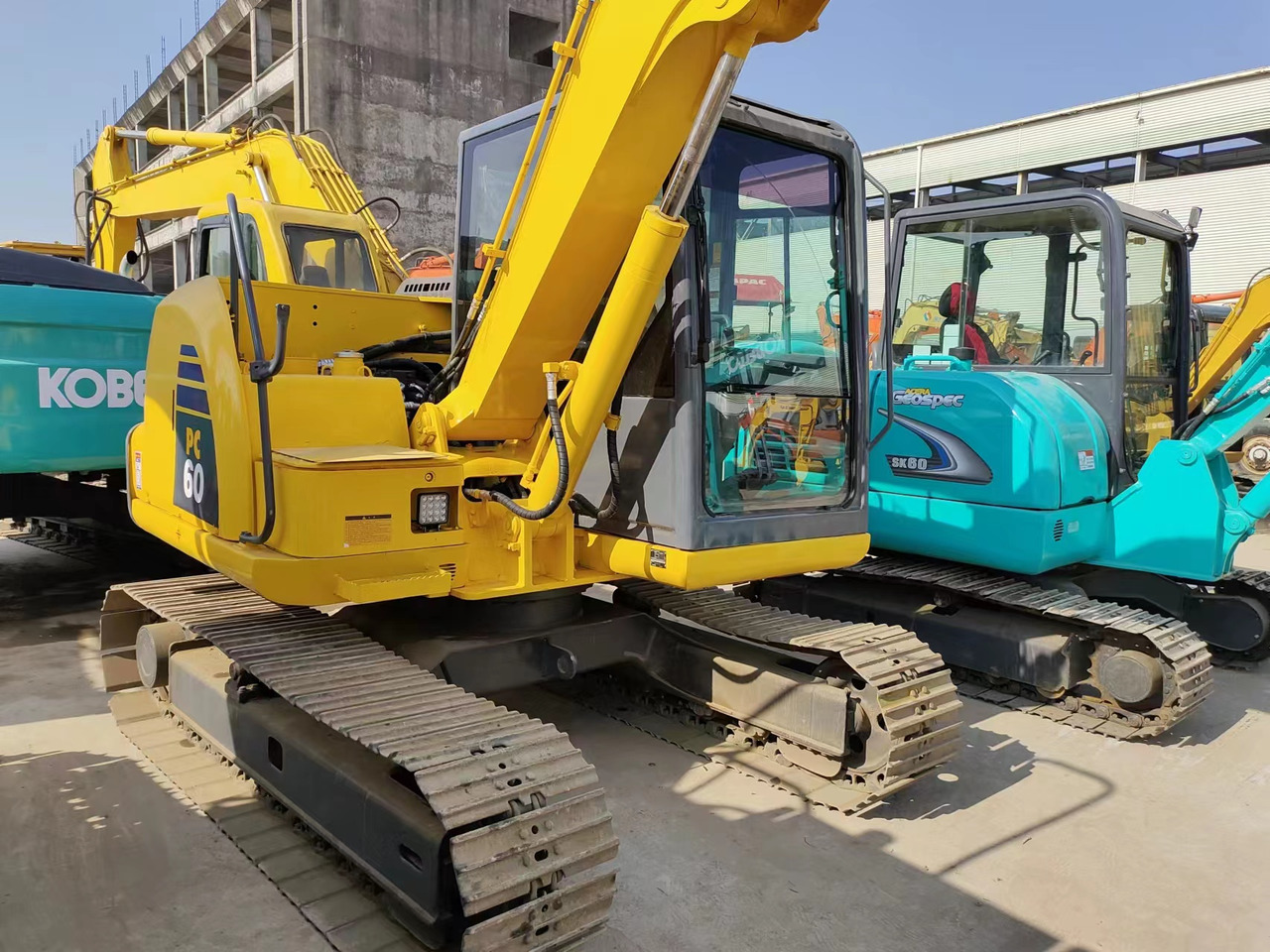 KOMATSU PC60-8 - Minigrävmaskin: bild 2 KOMATSU PC60-8 - Minigrävmaskin: bild 2