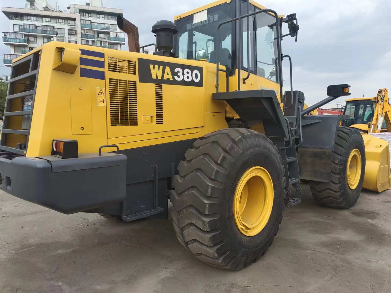 KOMATSU WA380-6 - Hjullastare: bild 1 KOMATSU WA380-6 - Hjullastare: bild 1