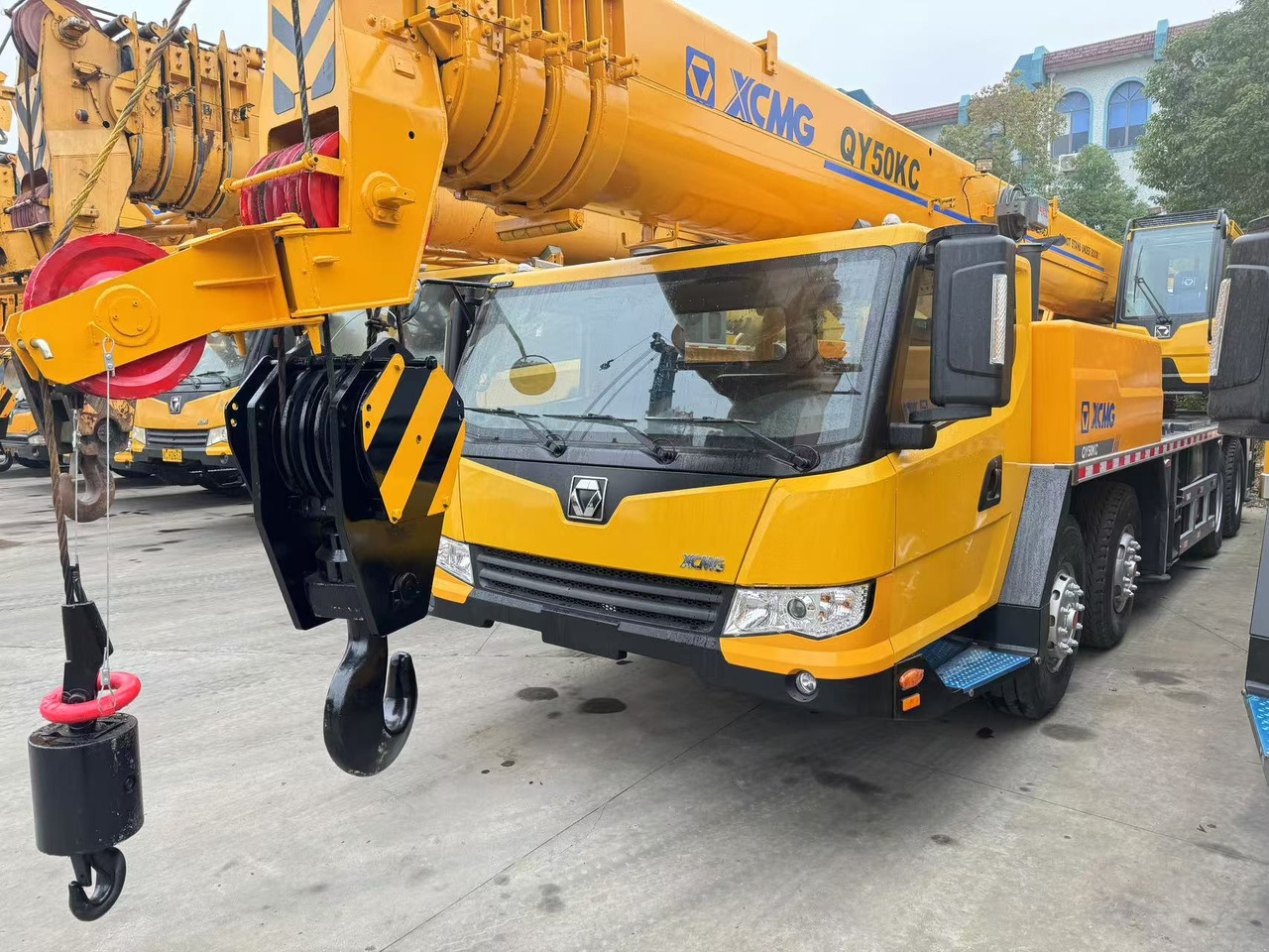 XCMG QY50KC QY50 CHINA TRUCK CRANE 50TONS - Mobilkran: bild 2 XCMG QY50KC QY50 CHINA TRUCK CRANE 50TONS - Mobilkran: bild 2