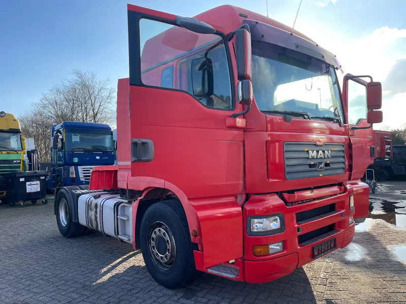 MAN TGA 18.410 Tractor manual pump - Dragbil: bild 1 MAN TGA 18.410 Tractor manual pump - Dragbil: bild 1