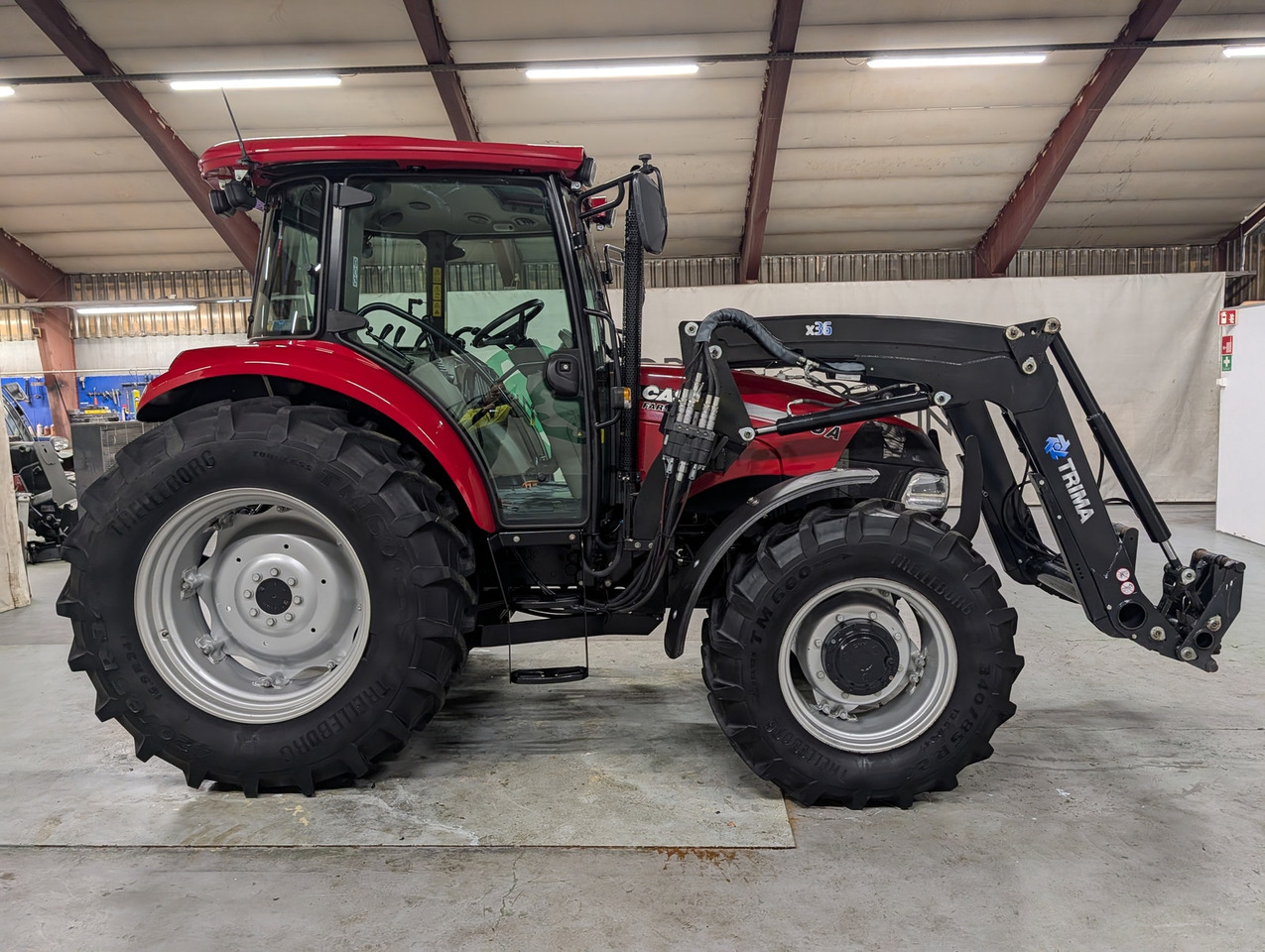 CASE IH Farmall 85A - Traktor: bild 5 CASE IH Farmall 85A - Traktor: bild 5