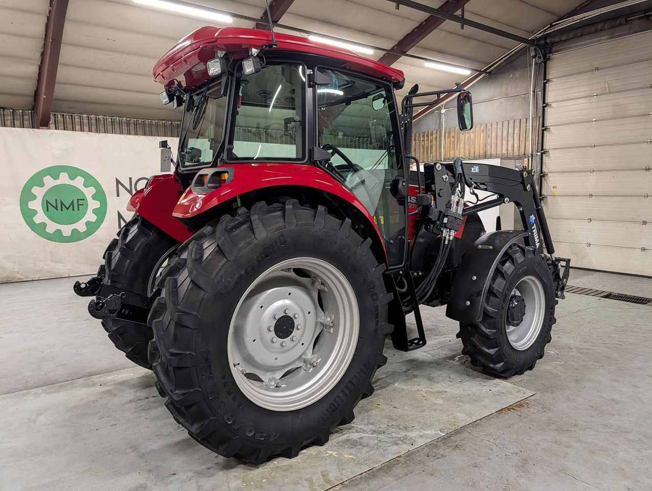 Traktor CASE IH Farmall 85A: bild 6