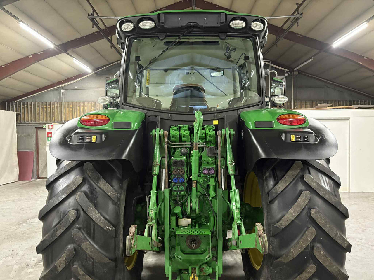 John Deere 6155R - Traktor: bild 4 John Deere 6155R - Traktor: bild 4