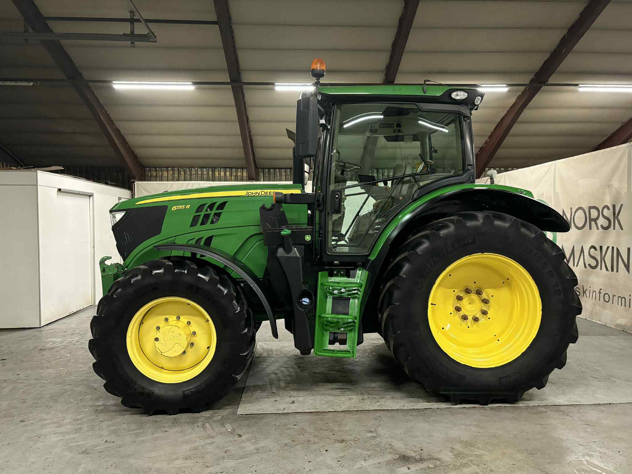 John Deere 6155R - Traktor: bild 2 John Deere 6155R - Traktor: bild 2