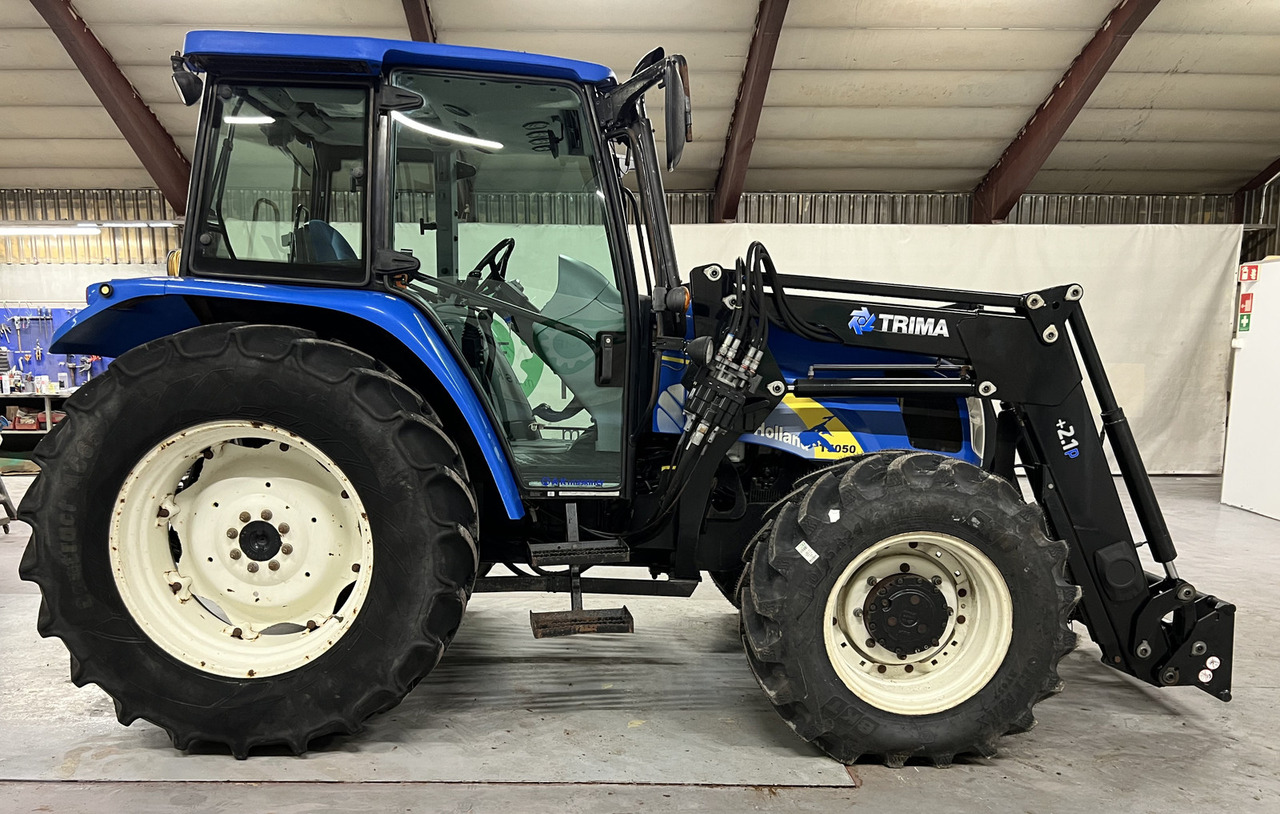 New Holland T 5050 #KUN 3844 Timer# - Traktor: bild 5 New Holland T 5050 #KUN 3844 Timer# - Traktor: bild 5